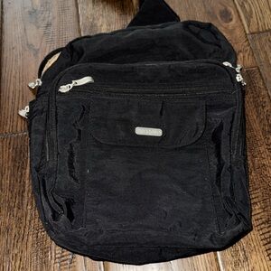 BAGGALLINI Black Multiple Pockets Crossbody Bag